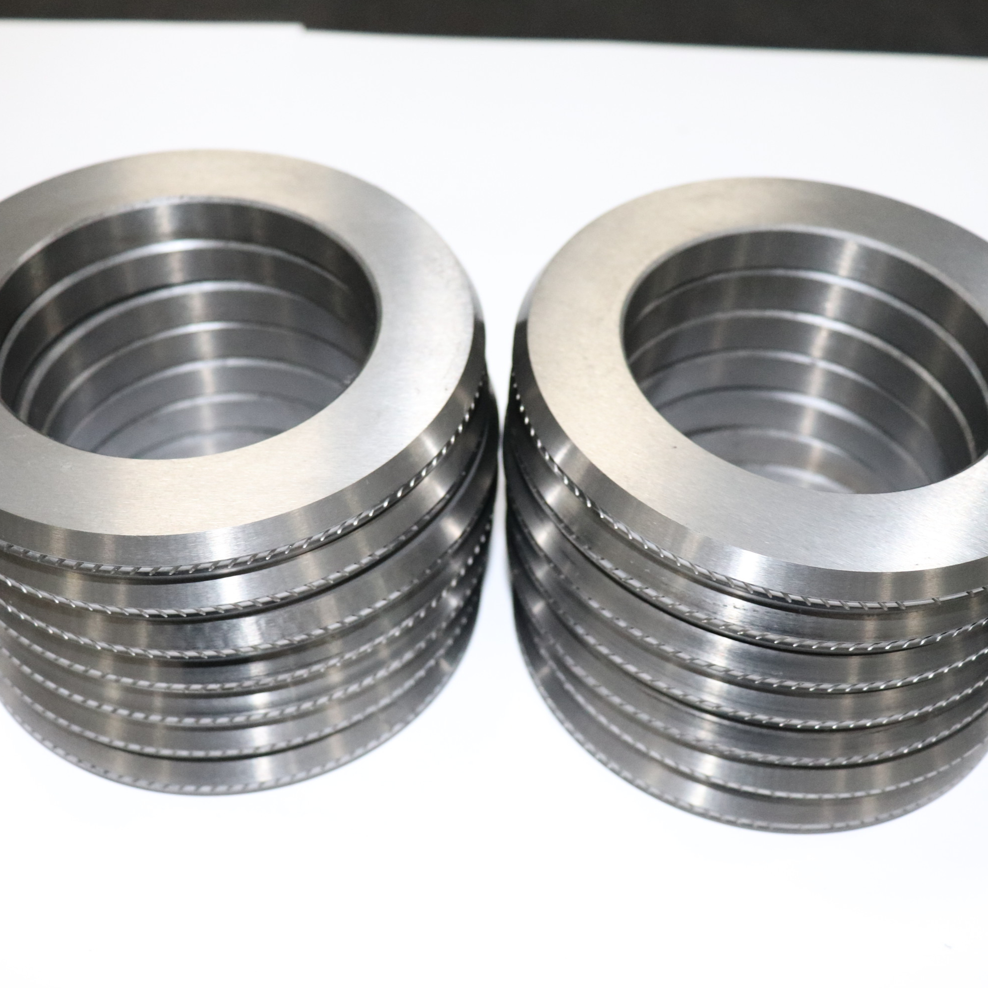 Cemented carbide roll